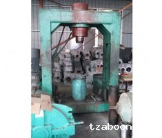 ky体育网页app专业维修（500吨压力机)